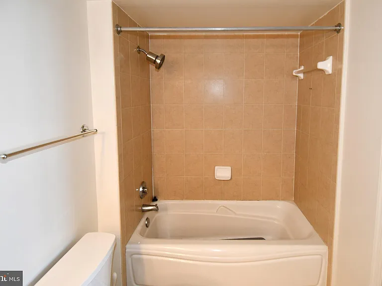 11800 Sunset Hills Rd #1024 — Photo 18