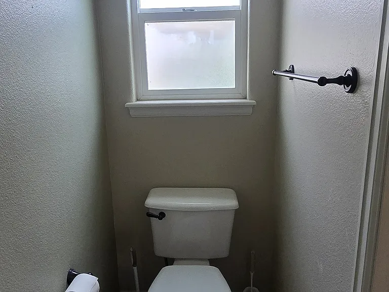 2823 Village Park Dr — Photo 20