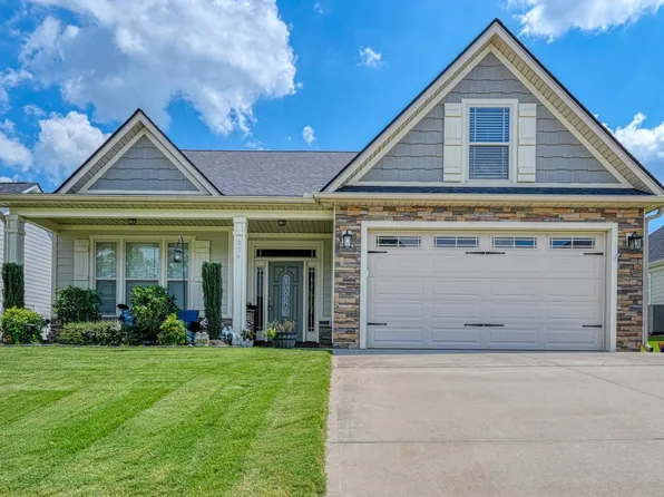 824 Sterling Dr, Boiling Springs, SC 29316