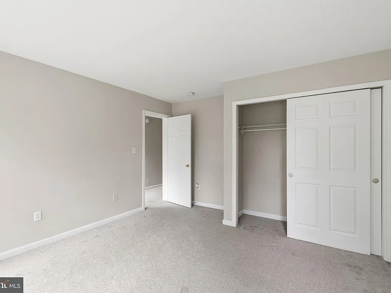 24674 Peach Orchard Ln — Photo 35