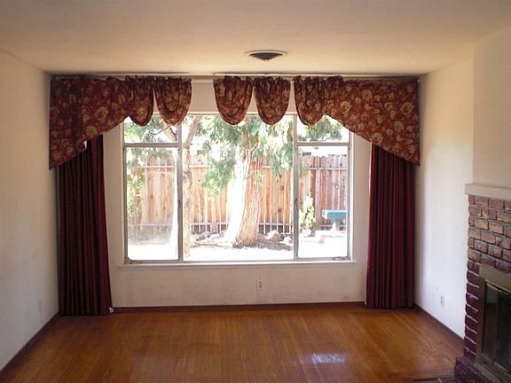 5th image of 1800 63rd Ave