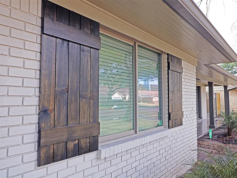 5527 Valkeith Dr — Photo 36