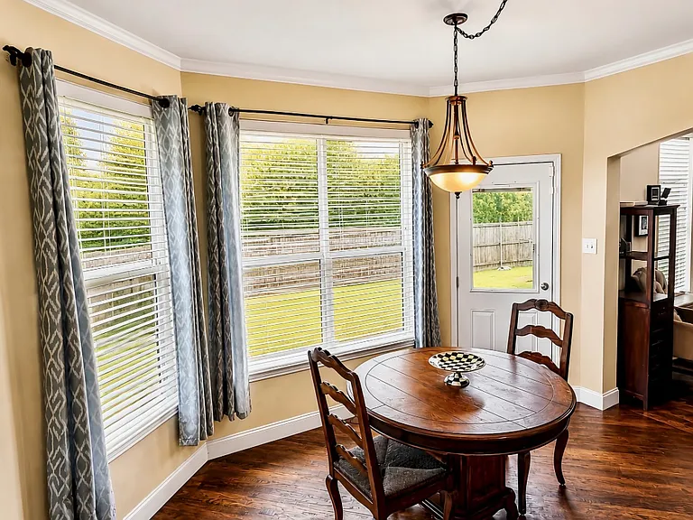 3704 Winding Way — Photo 9
