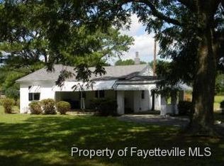 750 Dairy Rd, Red Springs, NC 28377