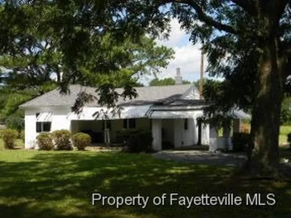 750 Dairy Rd, Red Springs, NC 28377
