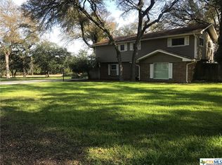 1 Ridgewood Dr, Morgans Pt Resort, TX 76513