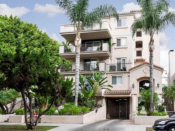 5th image of 8609 W West Knoll Dr APT F