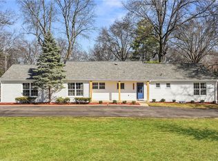 3520 W 93rd St, Leawood, KS 66206