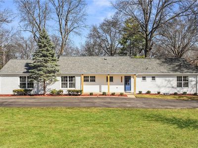 3520 W 93rd St, Leawood, KS, 66206