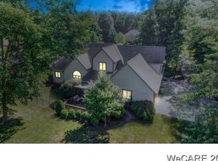 2732 Amanda Lakes Dr, Lima, OH
