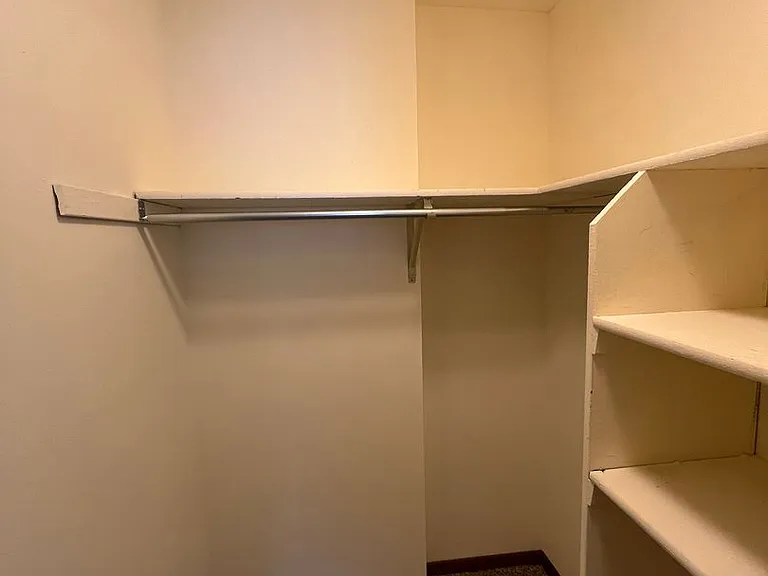 High Point Commons Apartments — Photo 110