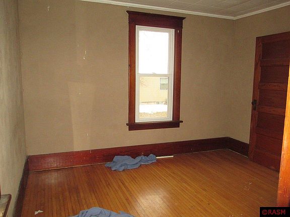 5th image of 36 Dill Ave NW