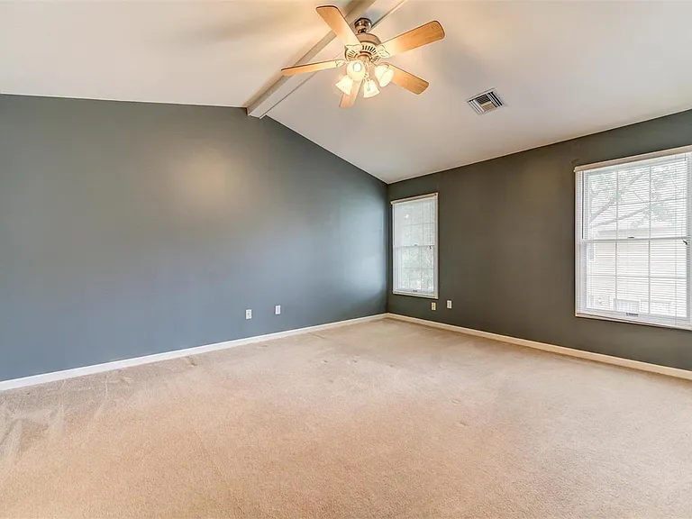 1745 Blue Oak Dr — Photo 14