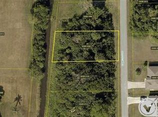 223 Connecticut Rd, Lehigh Acres, FL 33936