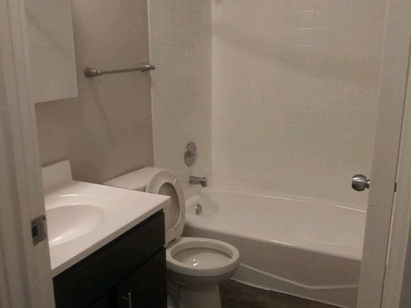 5th image of 6724 Tudor Ln APT 6