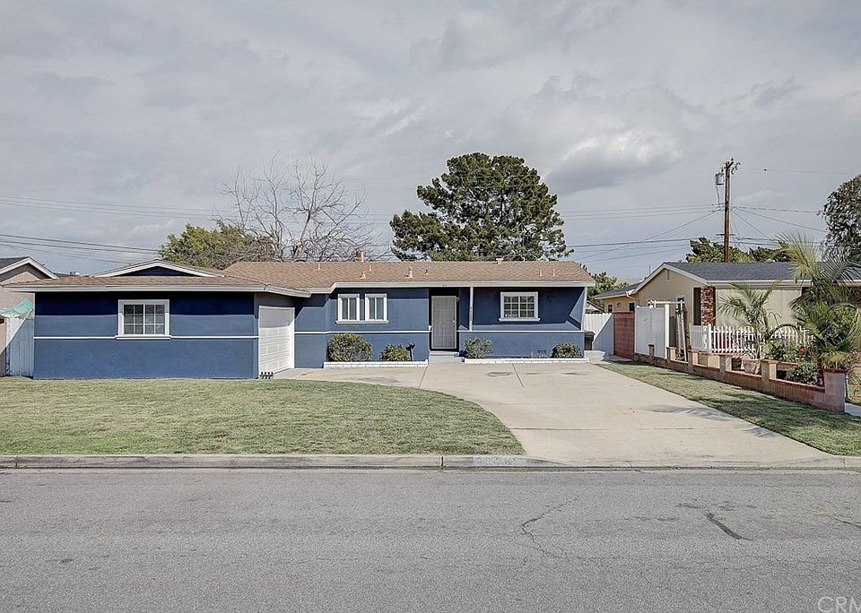 1st image of 11782 Robert Ln