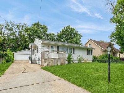 4006 66th St, Urbandale, IA, 50322