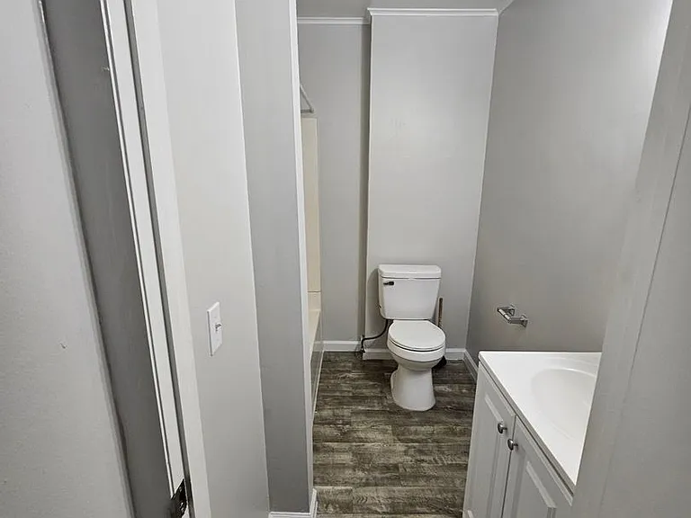 529 Revere Rd — Photo 17