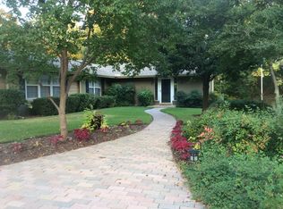 100 Cross Creek Dr, Grapevine, TX 76051