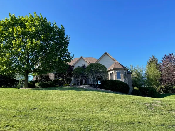 1608 Anthony Ln, McHenry, IL 60051