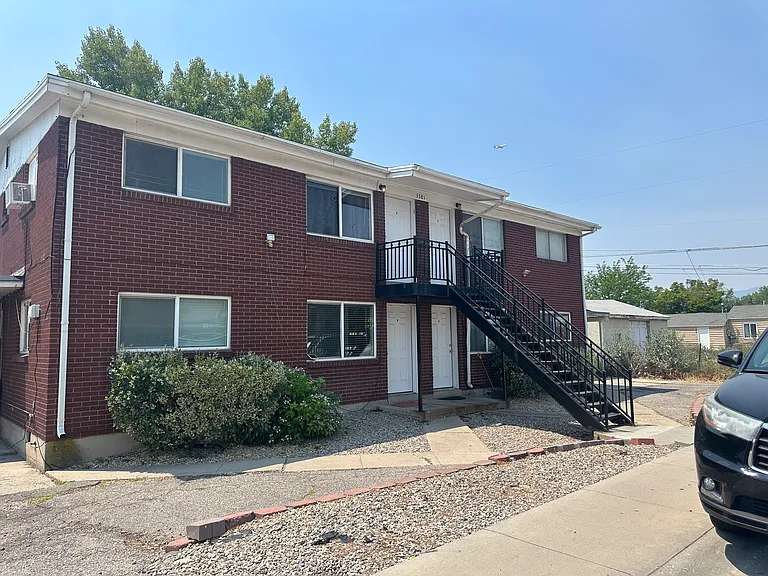 3381 W Tess Ave #C — Photo 9