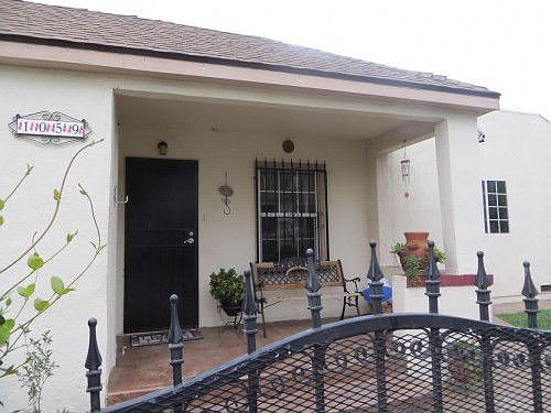 2nd image of 1059 N Hicks Ave