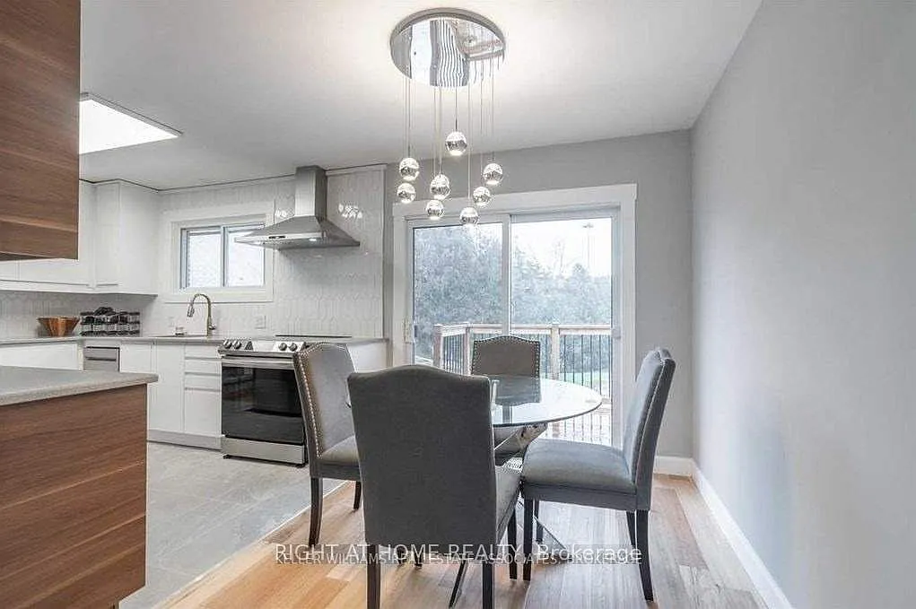 5 bed, $3,797 — Photo 3