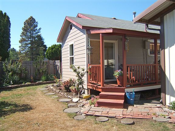 Covered back deck