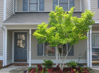 13 Forest Oaks Dr, Durham, NC 27705