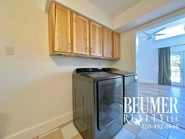 4833 Huron Dr — Photo 7
