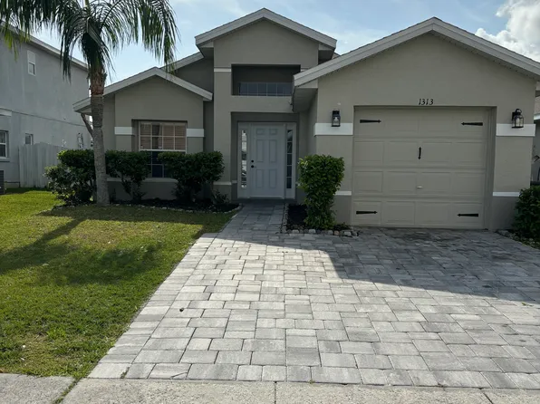 1313 Heather Lake Dr, Orlando, FL 32824