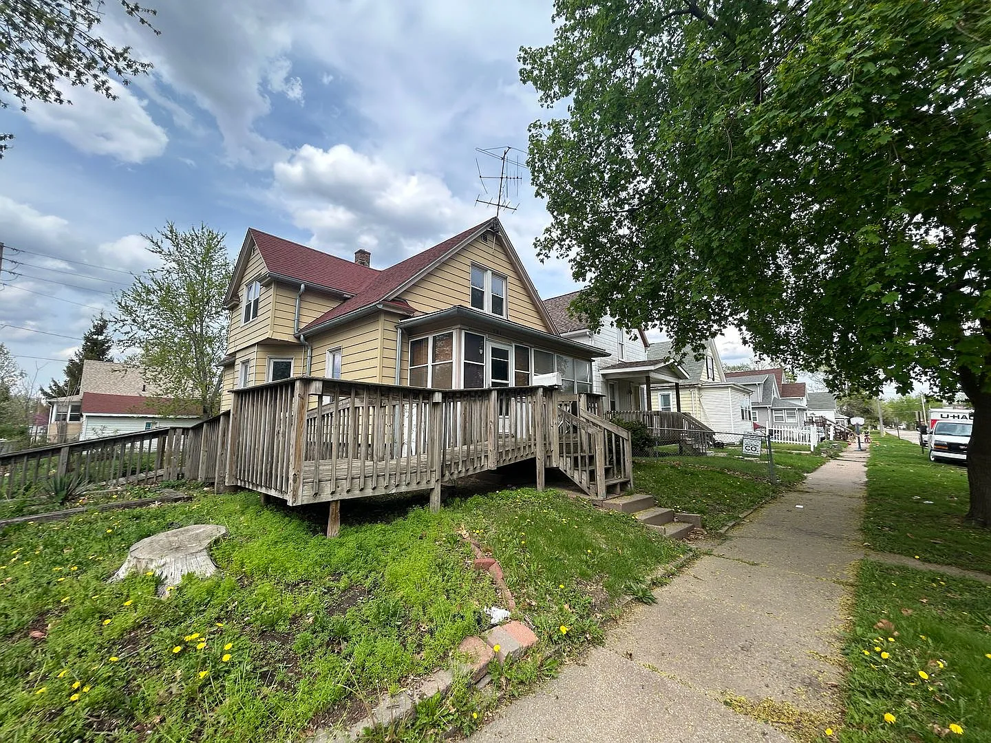 501 13th Ave photo 1