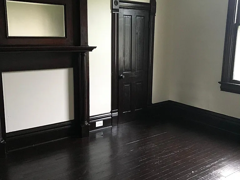1008 Blackburn St — Photo 3