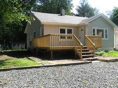 1st image of 18 Poplar St