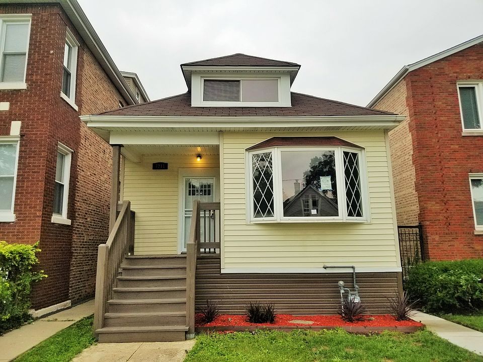 1st image of 7211 S Maplewood Ave