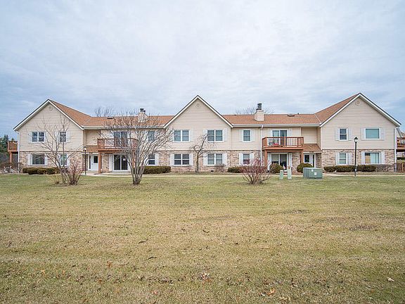 2nd image of 10615 N Ivy Ct Unit 34