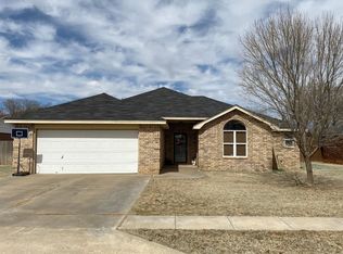 2404 93rd St, Lubbock, TX 79423
