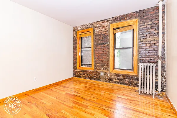 Rented by MySpaceNYC | media 6