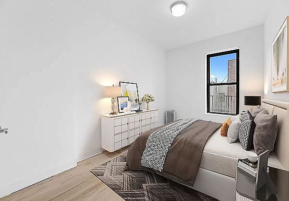 2nd image of 467 W 164th St #4E
