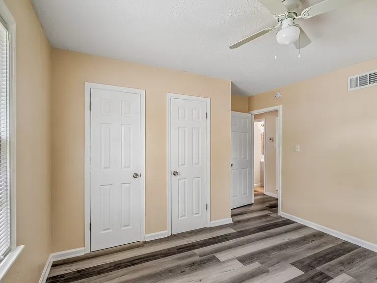2064 Willow Wood Ave — Photo 16