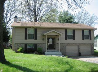 19 Lynn Dr, Saint Peters, MO