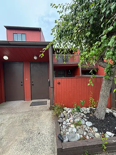 4 B Darien Way Vlg #2 Photo 1