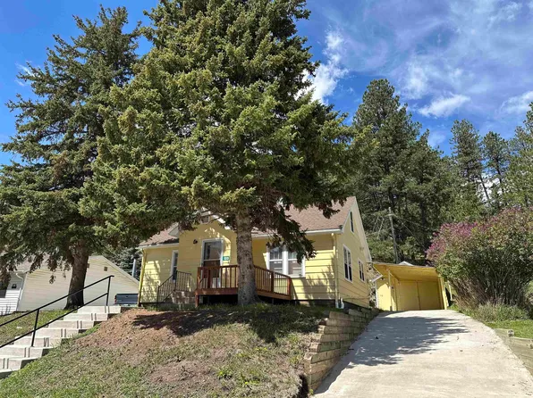 133 Pine Ave, Hill City, SD 57745