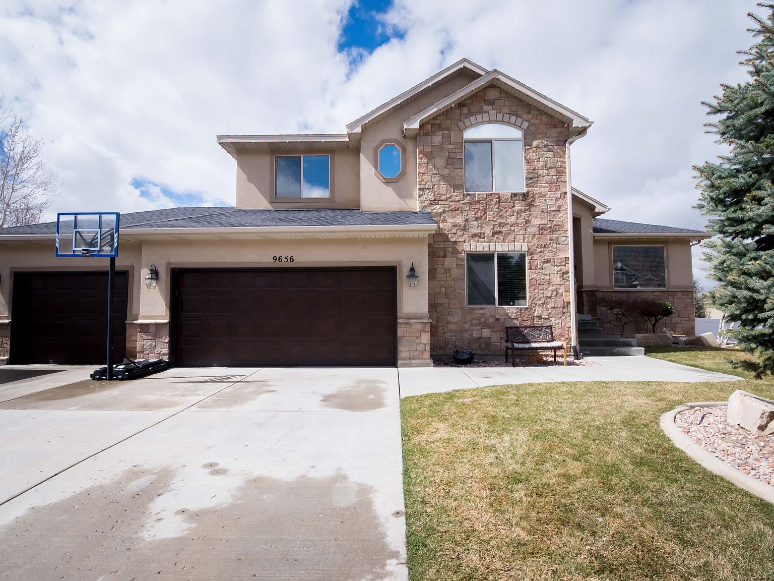 9656 S Carriage Chase Ln, Sandy, UT 84092 | Zillow