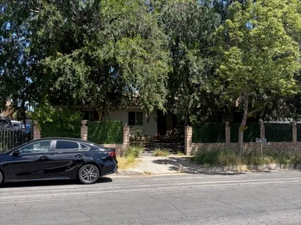 10210 Encino Ave, Northridge, CA 91325