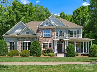 1708 Meadow Crest Ct, Matthews, NC 28104