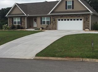 190 Wilshaw Ct, Madisonville, TN 37354