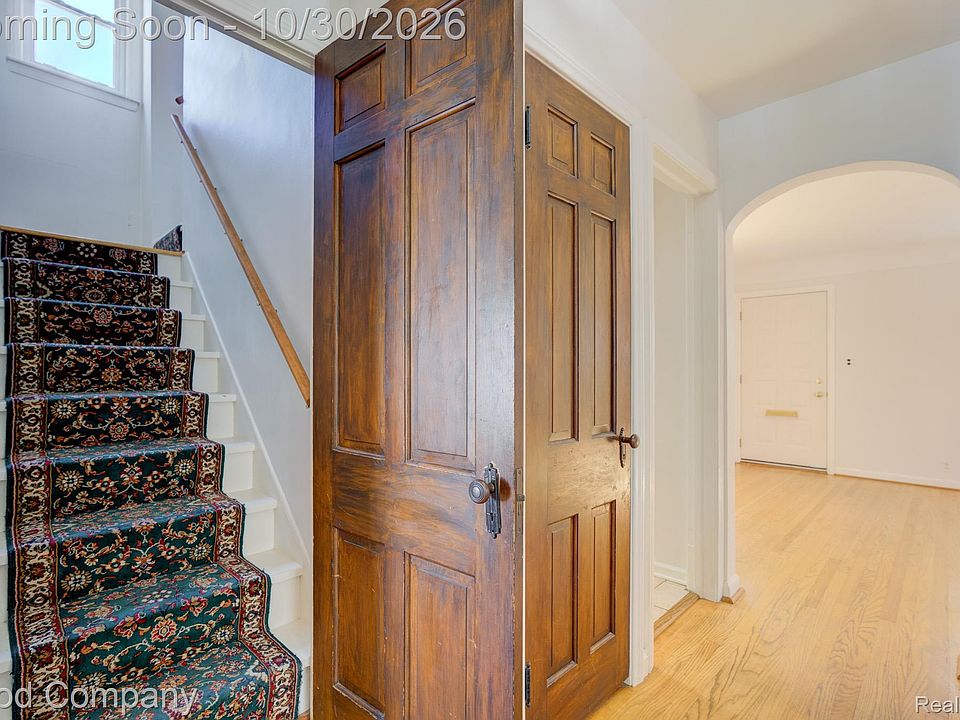 960 Columbia Rd, photo 22