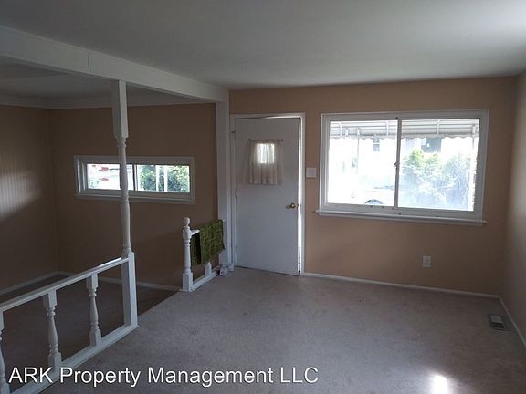 4th image of 1716 Austin Ave