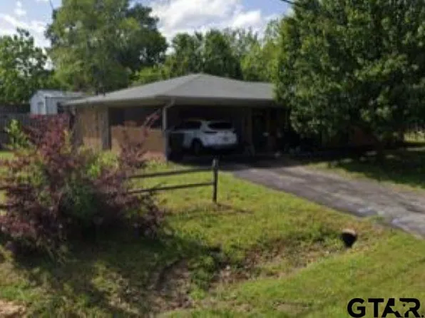 6051 Springbrook Dr, Tyler, TX 75707